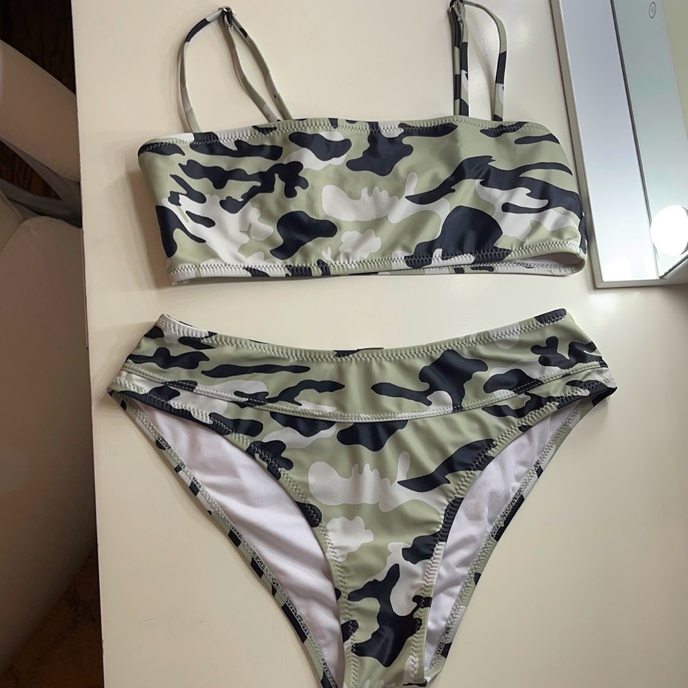 BIKINI